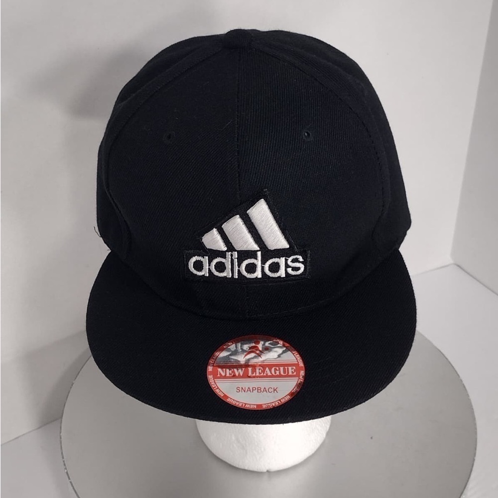 Adidas Black Snapback Hat brand new w out tags